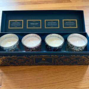 Niquea.D 4-Candle Set 2.5oz each NEW